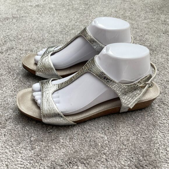 Me Too Metallic Snake T-Strap Sandals Womens 10M Silver Open Toe Casual W/ Box - Picture 8 of 15